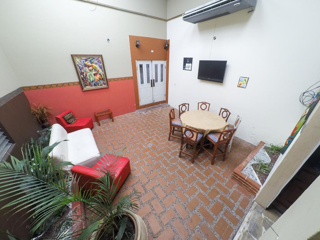 Hotel Casa Maria San Pedro Sula Exteriör bild